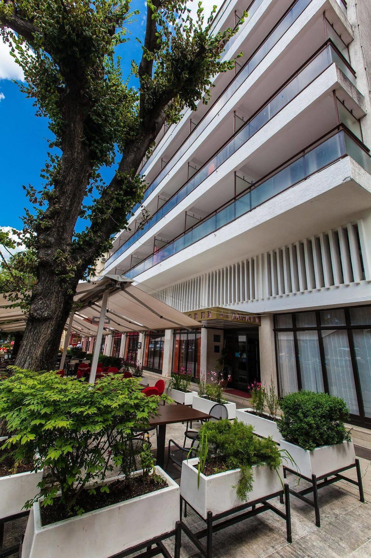 Hotel Zagreb Crikvenica Exterior foto